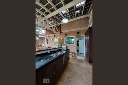 Casa à venda com 500m², 4 quartos e 4 vagasChurrasqueira