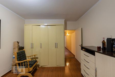 Casa para alugar com 225m², 5 quartos e 1 vagaQuarto 4
