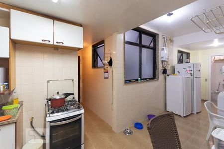 Apartamento para alugar com 100m², 3 quartos e 2 vagasCozinha e Área de Serviço