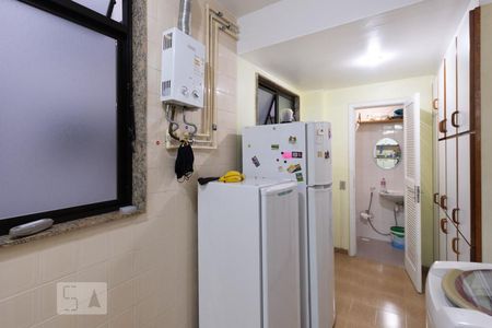 Apartamento para alugar com 100m², 3 quartos e 2 vagasCozinha e Área de Serviço