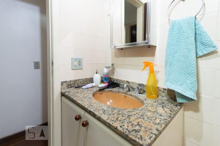 Apartamento para alugar com 100m², 3 quartos e 2 vagasBanheiro