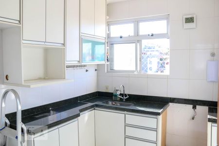 Apartamento para alugar com 85m², 3 quartos e 2 vagas Apartamento para alugar com 85m², 3 quartos e 2 vagasCozinha