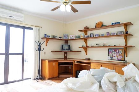 Casa para alugar com 570m², 6 quartos e 6 vagas Casa para alugar com 570m², 6 quartos e 6 vagasSuíte 3