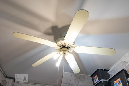 Casa para alugar com 570m², 6 quartos e 6 vagas Casa para alugar com 570m², 6 quartos e 6 vagasDepósito garagem