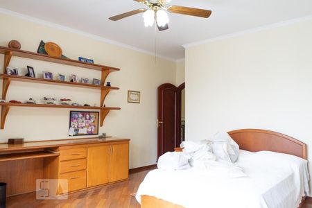 Casa para alugar com 570m², 6 quartos e 6 vagas Casa para alugar com 570m², 6 quartos e 6 vagasSuíte 3