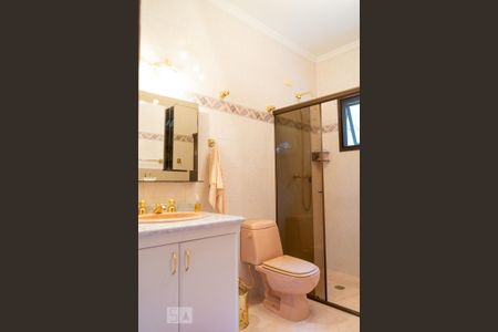 Casa para alugar com 570m², 6 quartos e 6 vagas Casa para alugar com 570m², 6 quartos e 6 vagasBanheiro suíte 2