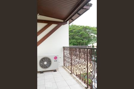 Casa para alugar com 570m², 6 quartos e 6 vagas Casa para alugar com 570m², 6 quartos e 6 vagasVaranda suíte 4