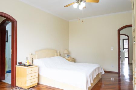 Casa para alugar com 570m², 6 quartos e 6 vagas Casa para alugar com 570m², 6 quartos e 6 vagasSuíte 5