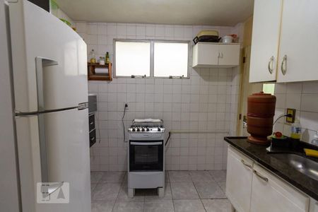 Cozinha de apartamento à venda com 2 quartos, 56m² em Jardim Jaqueline, São Paulo