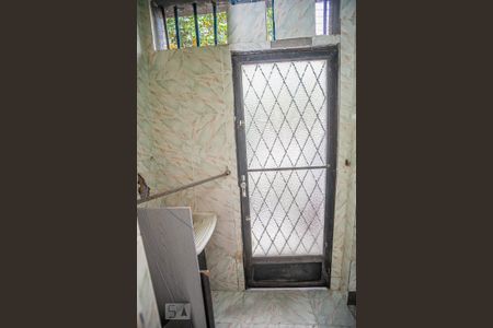 Casa à venda com 80m², 3 quartos e 1 vagaÁrea de Serviço