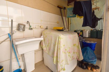 Casa para alugar com 250m², 2 quartos e 4 vagas Casa para alugar com 250m², 2 quartos e 4 vagasÁrea de Serviço