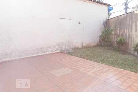 Casa à venda com 341m², 3 quartos e 2 vagasQuintal