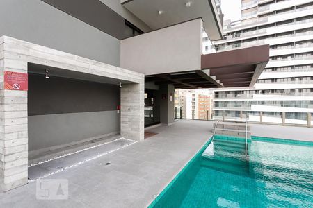 Apartamento para alugar com 35m², 1 quarto e 1 vaga Apartamento para alugar com 35m², 1 quarto e 1 vagaÁrea comum - Piscina
