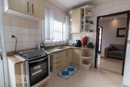 Casa à venda com 240m², 3 quartos e 2 vagasCozinha