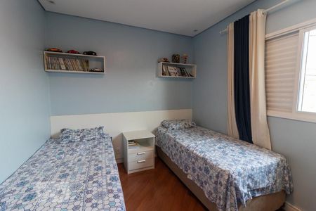 Casa à venda com 240m², 3 quartos e 2 vagasQuarto 2