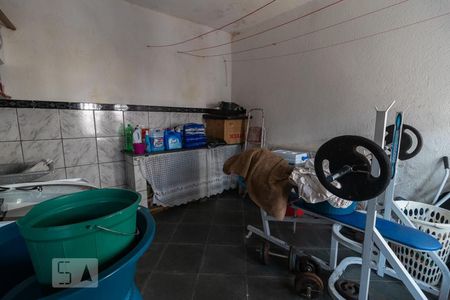 Casa à venda com 240m², 3 quartos e 2 vagasÁrea de Serviço