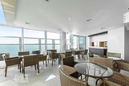 Apartamento à venda com 45m², 1 quarto e 1 vaga Apartamento à venda com 45m², 1 quarto e 1 vagaÁrea comum - Salão de festas