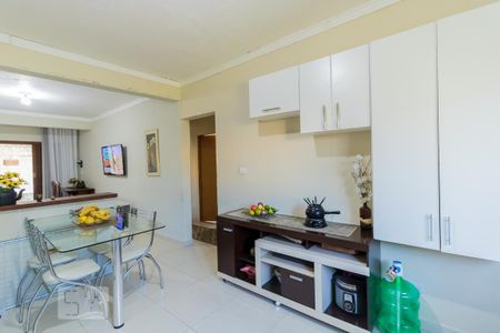 Casa à venda com 80m², 2 quartos e 5 vagas Casa à venda com 80m², 2 quartos e 5 vagasCozinha