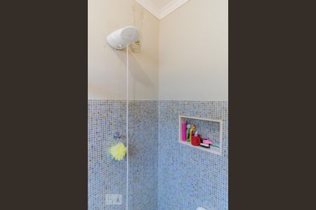 Casa à venda com 80m², 2 quartos e 5 vagas Casa à venda com 80m², 2 quartos e 5 vagasDetalhe banheiro