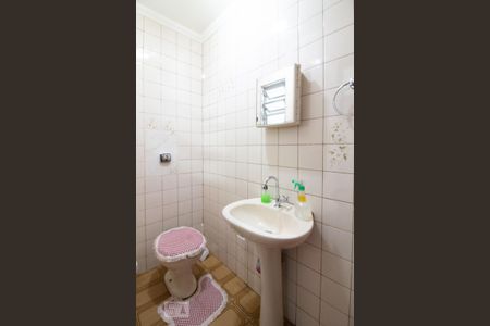 Casa à venda com 290m², 4 quartos e 2 vagasBanheiro de Serviço