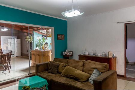 Sala de casa à venda com 4 quartos, 268m² em Dos Casa, São Bernardo do Campo