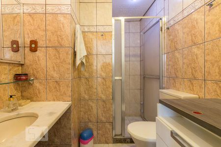 Apartamento à venda com 120m², 3 quartos e sem vaga Apartamento à venda com 120m², 3 quartos e sem vagaBanheiro da Suíte