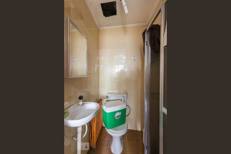 Apartamento à venda com 120m², 3 quartos e sem vaga Apartamento à venda com 120m², 3 quartos e sem vagaBanheiro de Serviço