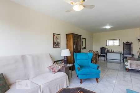 Sala de apartamento à venda com 3 quartos, 120m² em Petrópolis, Porto Alegre