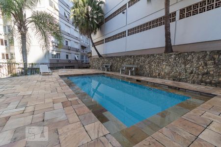 Apartamento à venda com 120m², 3 quartos e sem vaga Apartamento à venda com 120m², 3 quartos e sem vagaÁrea comum - Piscina