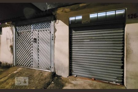 Casa à venda com 130m², 3 quartos e 2 vagasFachada