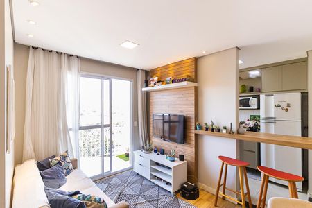 Sala de apartamento à venda com 2 quartos, 56m² em Vila Industrial, Campinas