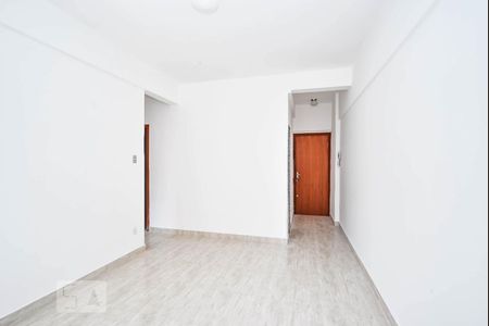 Sala de apartamento para alugar com 3 quartos, 96m² em Centro, Belo Horizonte