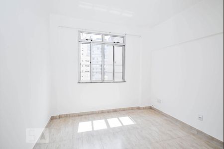 Sala de apartamento para alugar com 3 quartos, 96m² em Centro, Belo Horizonte