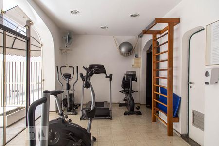 Apartamento à venda com 143m², 4 quartos e 2 vagasAcademia