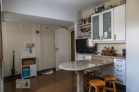 Apartamento à venda com 143m², 4 quartos e 2 vagasCozinha