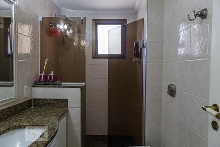 Apartamento à venda com 143m², 4 quartos e 2 vagasBanheiro