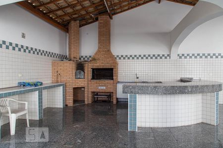 Apartamento à venda com 143m², 4 quartos e 2 vagasChurrasqueira