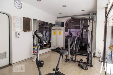 Apartamento à venda com 143m², 4 quartos e 2 vagasAcademia