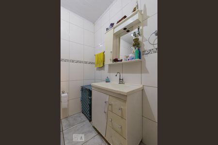 Casa à venda com 120m², 3 quartos e 1 vagaBanheiro