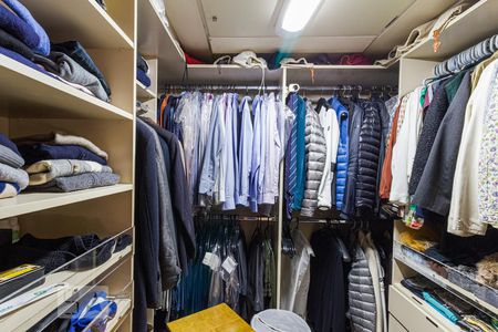 Apartamento à venda com 310m², 3 quartos e 2 vagasCloset da suíte