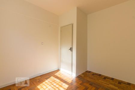 Quarto  de apartamento para alugar com 2 quartos, 75m² em Rio Branco, Porto Alegre