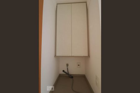 Studio para alugar com 37m², 1 quarto e 1 vaga Studio para alugar com 37m², 1 quarto e 1 vagaÁrea de Serviço