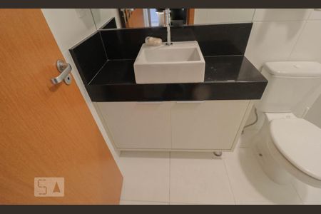 Banheiro de kitnet/studio para alugar com 1 quarto, 37m² em Centro, Guarulhos
