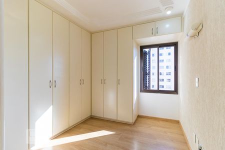 Quarto da suíte - Closet de apartamento para alugar com 2 quartos, 142m² em Cambuí, Campinas