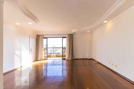 Sala de apartamento para alugar com 2 quartos, 142m² em Cambuí, Campinas