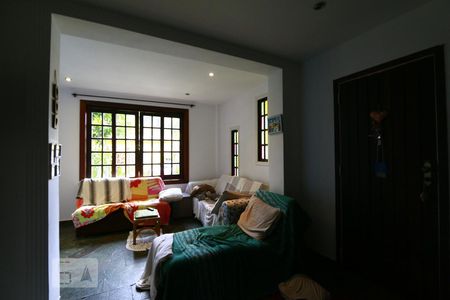 sala de casa à venda com 3 quartos, 125m² em Anil, Rio de Janeiro