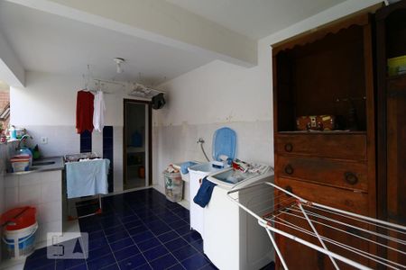 Casa à venda com 125m², 3 quartos e 3 vagasDetalhe da area de serviço