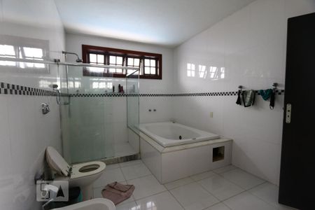 Casa à venda com 125m², 3 quartos e 3 vagasBanheiro 2