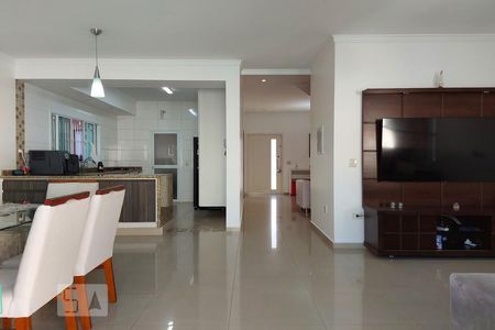Sala de casa à venda com 3 quartos, 240m² em Adalgisa, Osasco