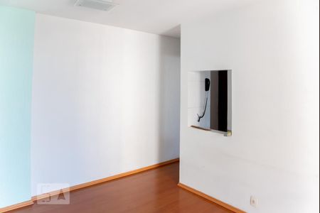Sala de apartamento para alugar com 2 quartos, 56m² em Vila Santana, São Paulo